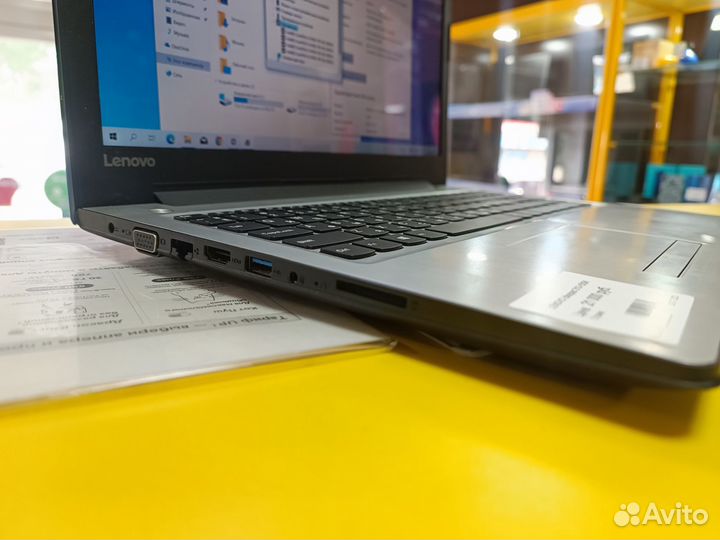 Ноутбук Lenovo 310-15isk i3/ssd