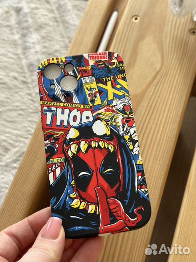 Чехол на iPhone 13