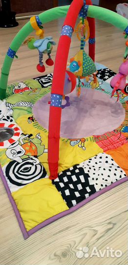 Развивающий коврик