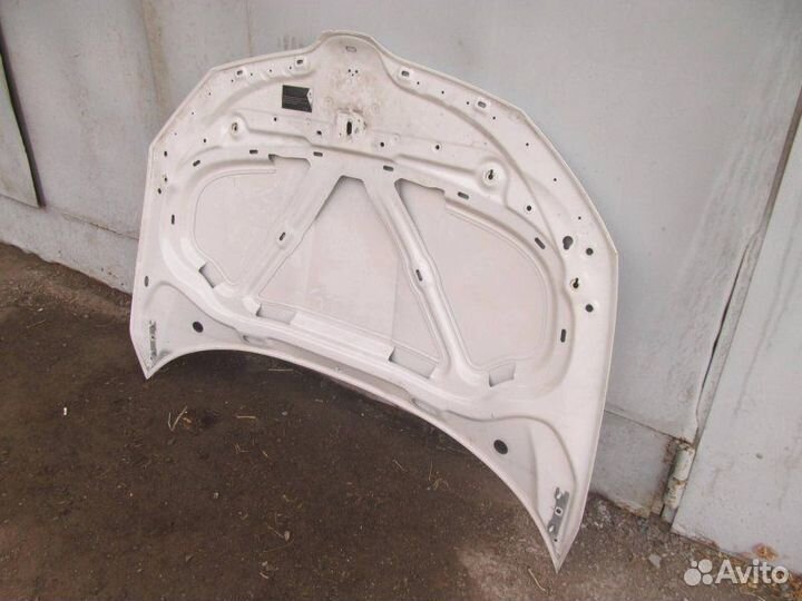 Капот Skoda Fabia 3 2014