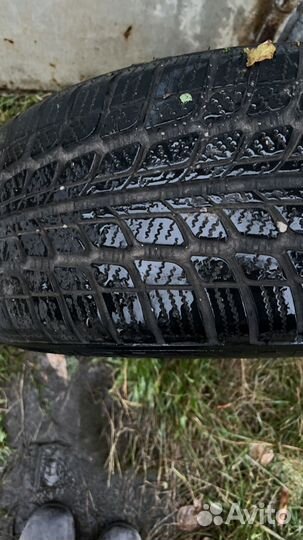 Sunny SN3830 215/60 R17 96H