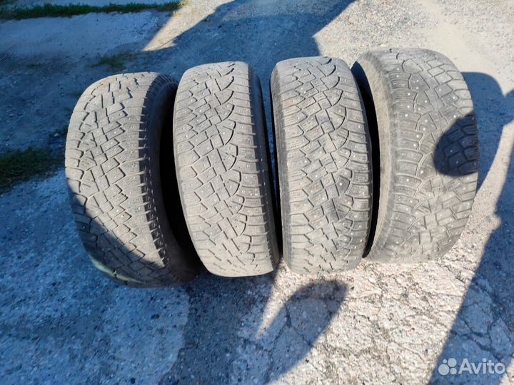 Continental IceContact 2 SUV 225/65 R17 106T