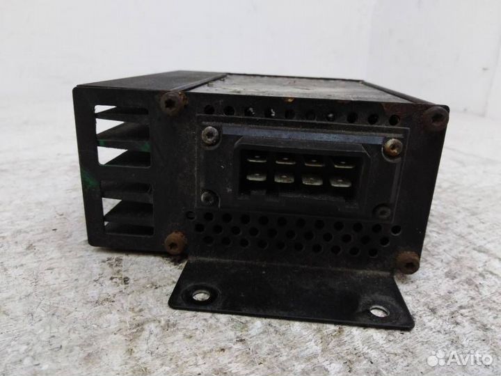 Преобразователь напряжения