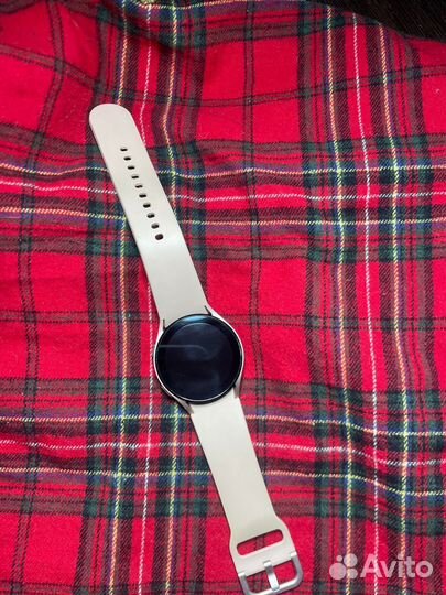 В отличном состоянии Galaxy watch 4
