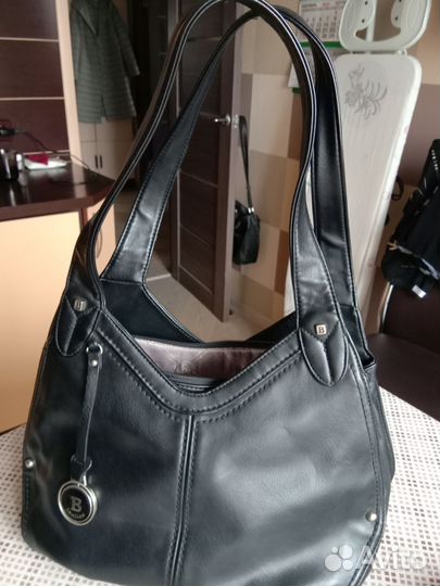 Сумка натуральная кожа новая черная