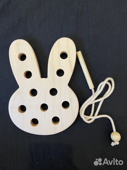 Деревянная шнуровка мантессори