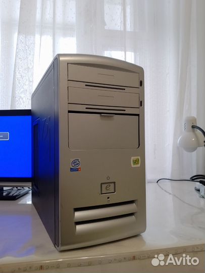 Офисный компьютер