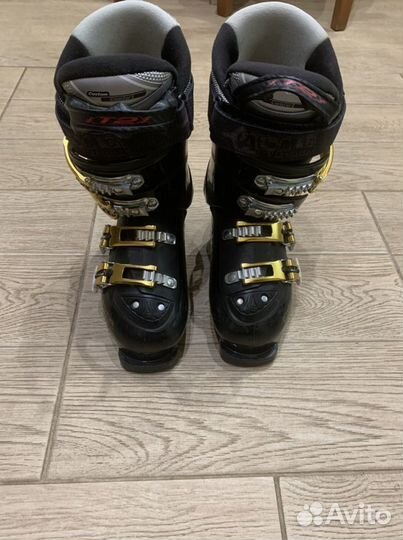 Горнолыжные ботинки Atomic rolla