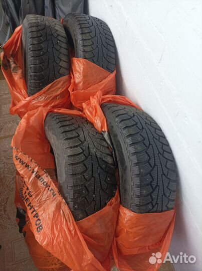 Nokian Tyres Hakkapeliitta 5 SUV 225/65 R17