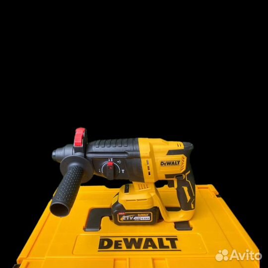 Набор 7 в 1 + 4 акб + 2 зу Dewalt арт:770