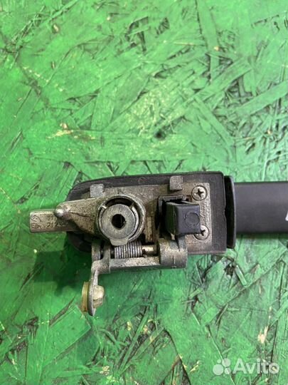 Ручка двери наружная правая ваз Kalina