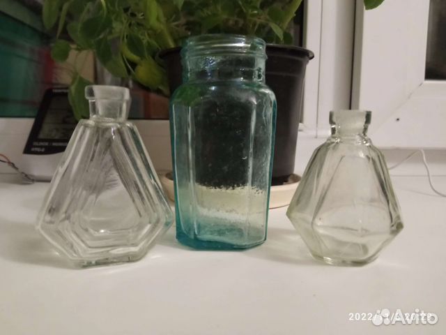 Стеклянные флаконы из под духов старинные раритет