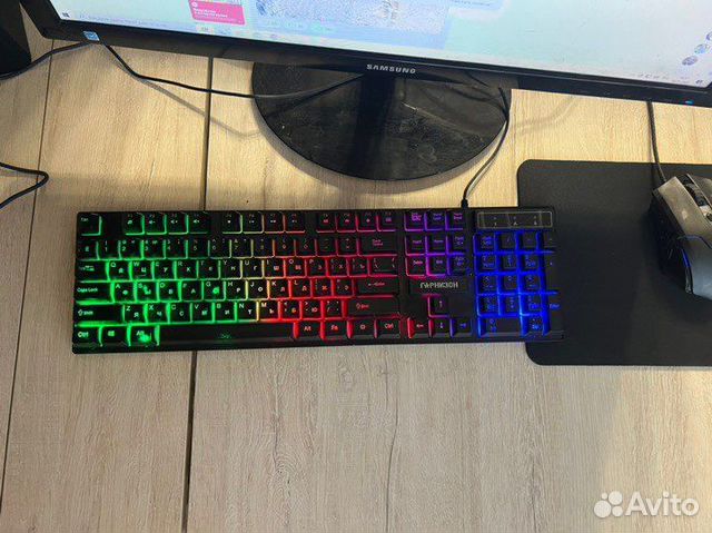 Игровая клавиатура с подсветкой