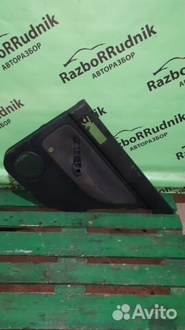 Обшивка двери задней правой Volkswagen Golf GTI