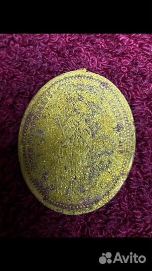 Старинный церковный медальен