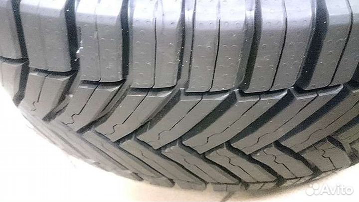 Michelin Agilis CrossClimate 215/65 R15 T