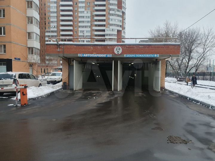 Машиноместо, 15 м²