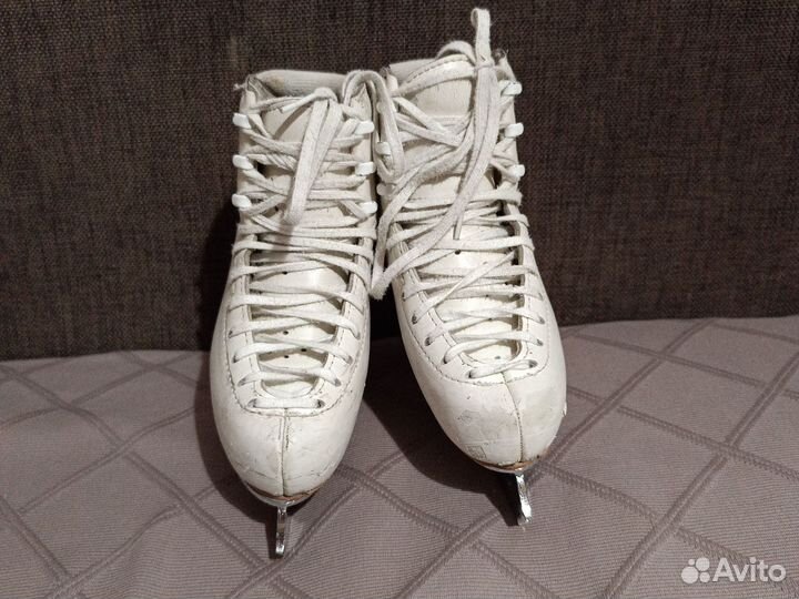 Фигурные коньки edea overture 200