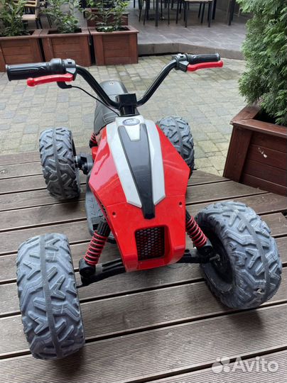 Детский квадроцикл