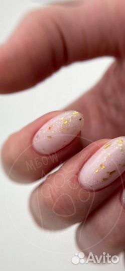 Модель на маникюр / Мастер маникюра