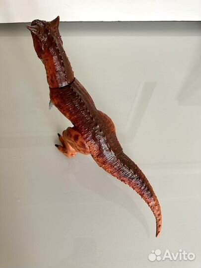 Карнотавр Jurassic world