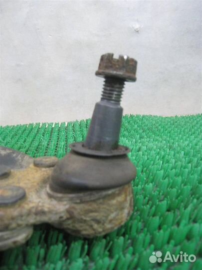 Рычаг передний правый нижний Opel Antara 2007