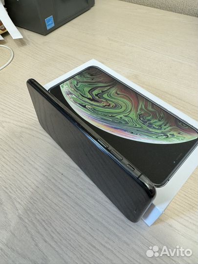 iPhone Xs max 64gb dual sim