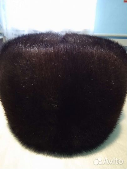 Женская шапка