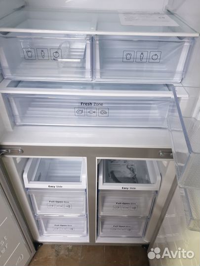 Новый холодильник многодверный Samsung RF50K5920S8