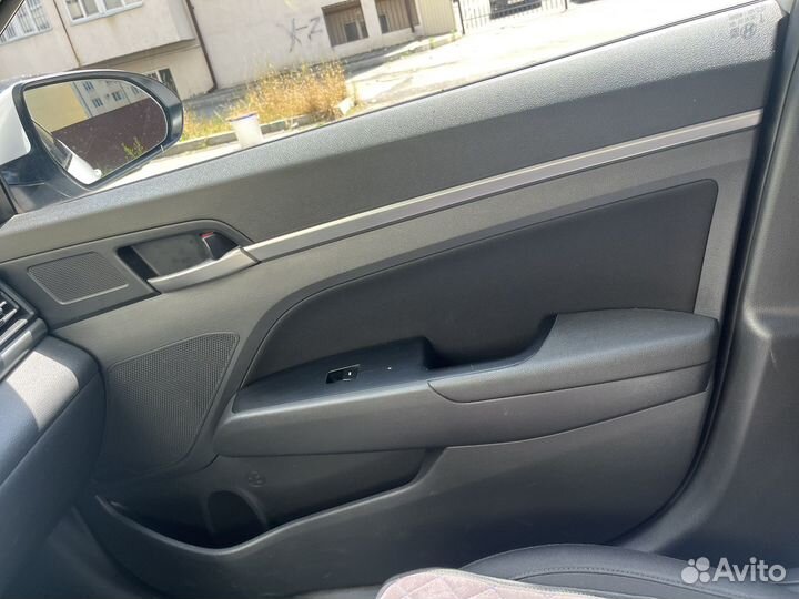 Hyundai Elantra 1.6 AT, 2020, 97 000 км