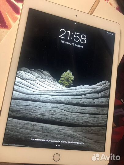 Продам iPad 5 2017, 128GB