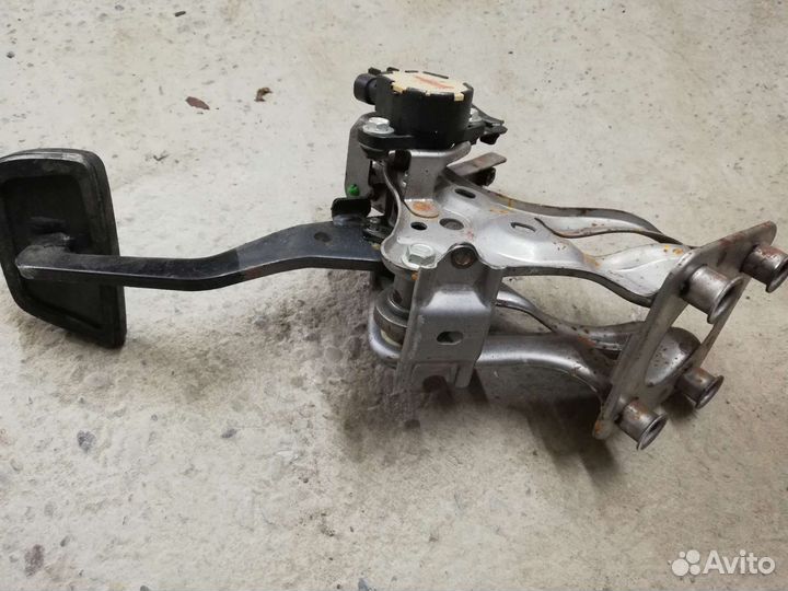 Педаль тормоза Lexus Gs430 UZS190 4711030410