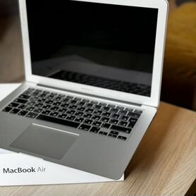 Apple MacBook Air 13 A1466