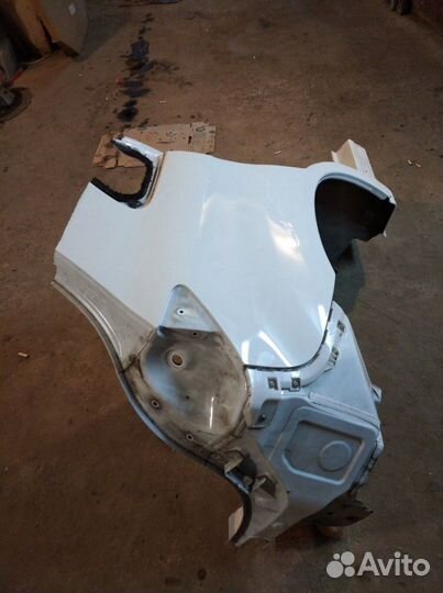 Крыло заднее правое от Мицубиси асх