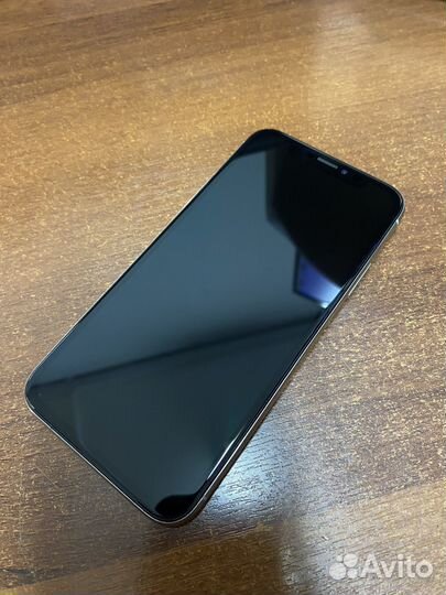 iPhone X, 256 ГБ