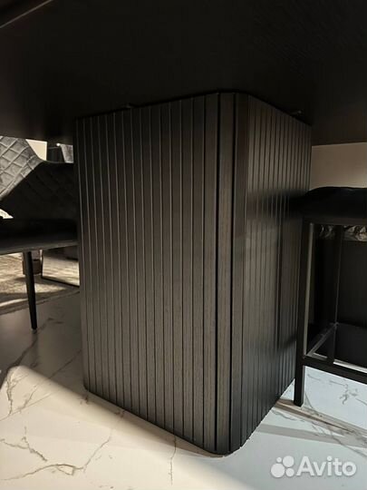 Кухонный стол