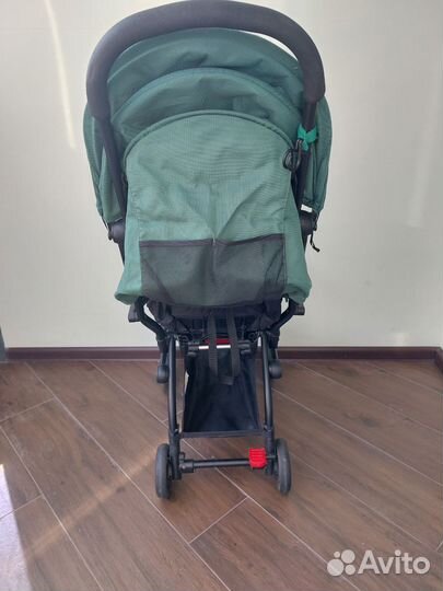 Коляска прогулочная Yoya