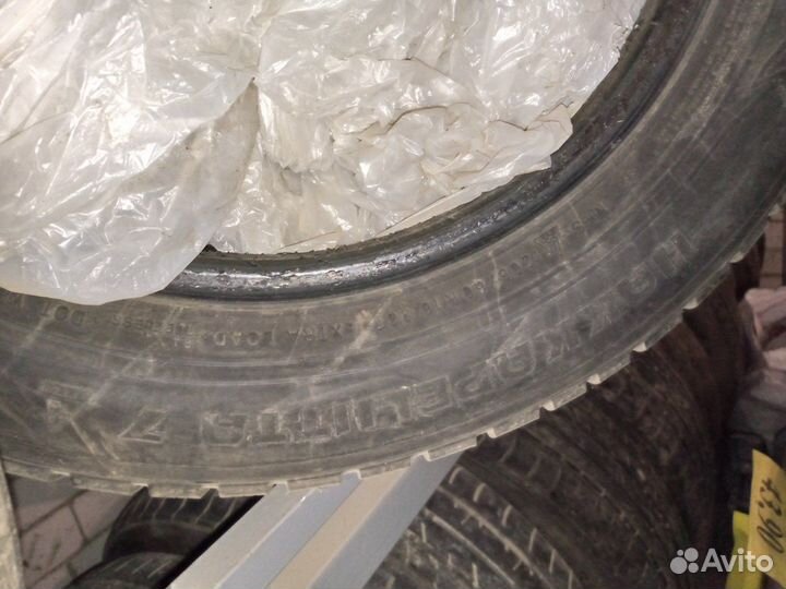 Nokian Tyres Hakkapeliitta 7 205/60 R16