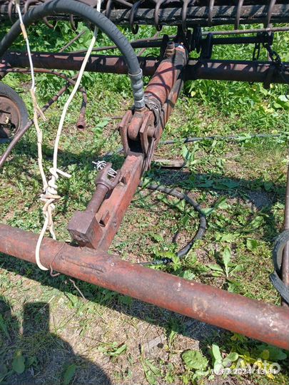 Грабилка тракторная