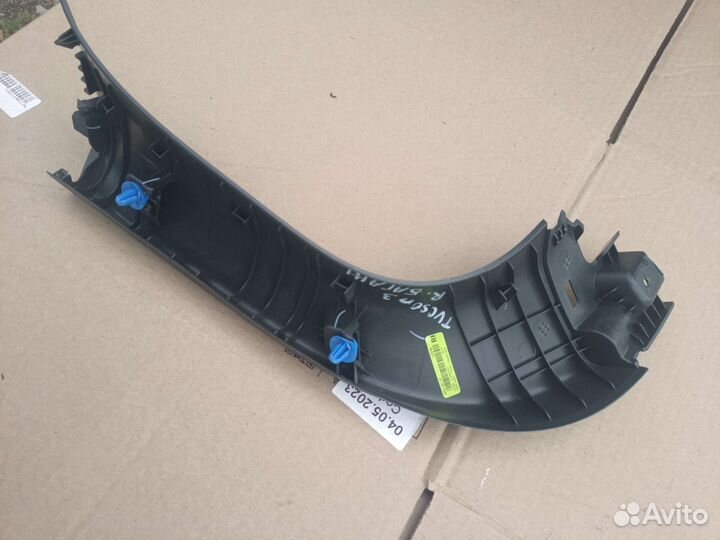 Обшивка двери багажника Правая Hyundai Tucson 3