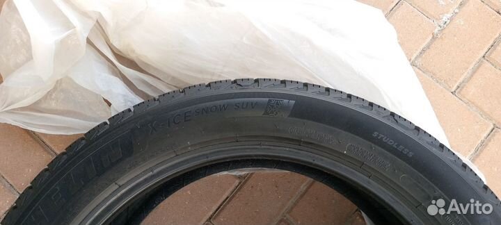 Michelin X-Ice Snow SUV 275/45 R21 110T