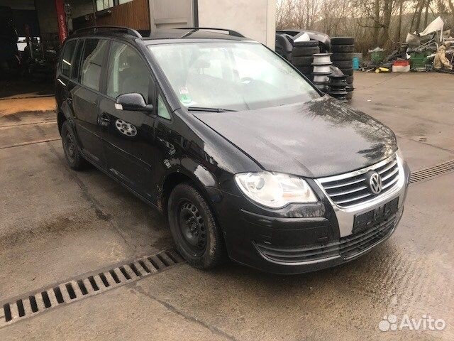 Разбор на запчасти Volkswagen Touran 2006-2010