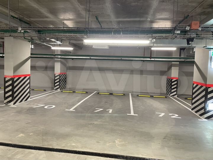 Машиноместо, 14 м²