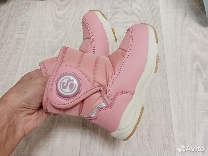 Сапожки для девочки 22