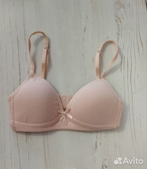 Бюстгалтер для девочки 60А новый