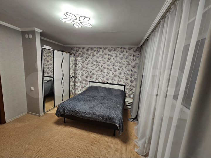 3-к. квартира, 80,3 м², 1/6 эт.