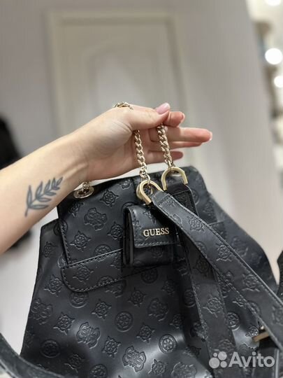 Рюкзак guess