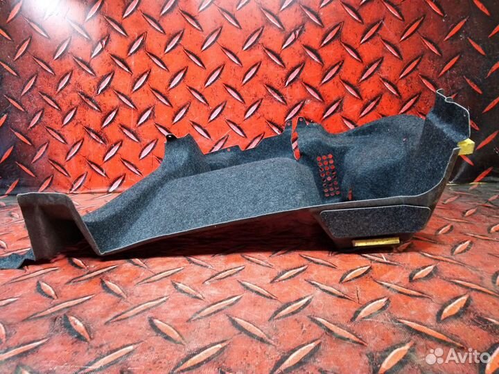 Обшивка багажника правая Volkswagen Polo седан