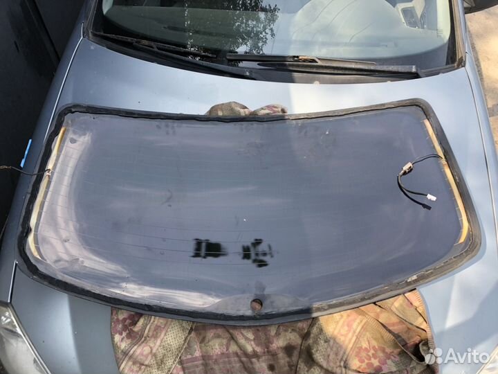 Стекло Мазда 3BK