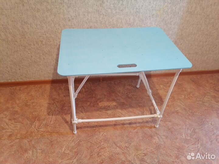 Столик пляжный